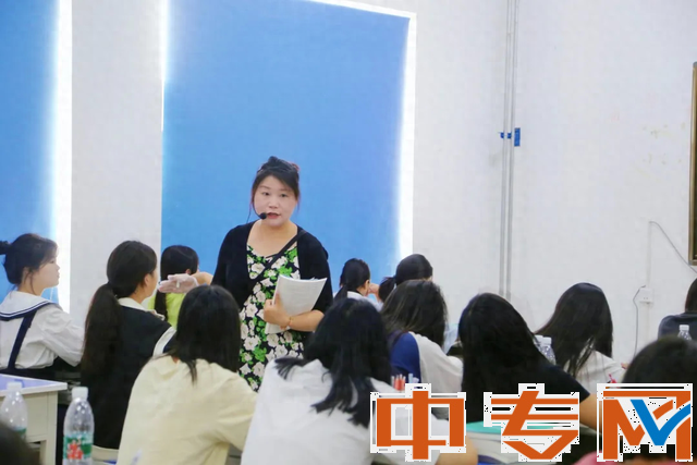 中專升大專的方法，初中生及家長速看！_西安醫(yī)藥科技職業(yè)學校